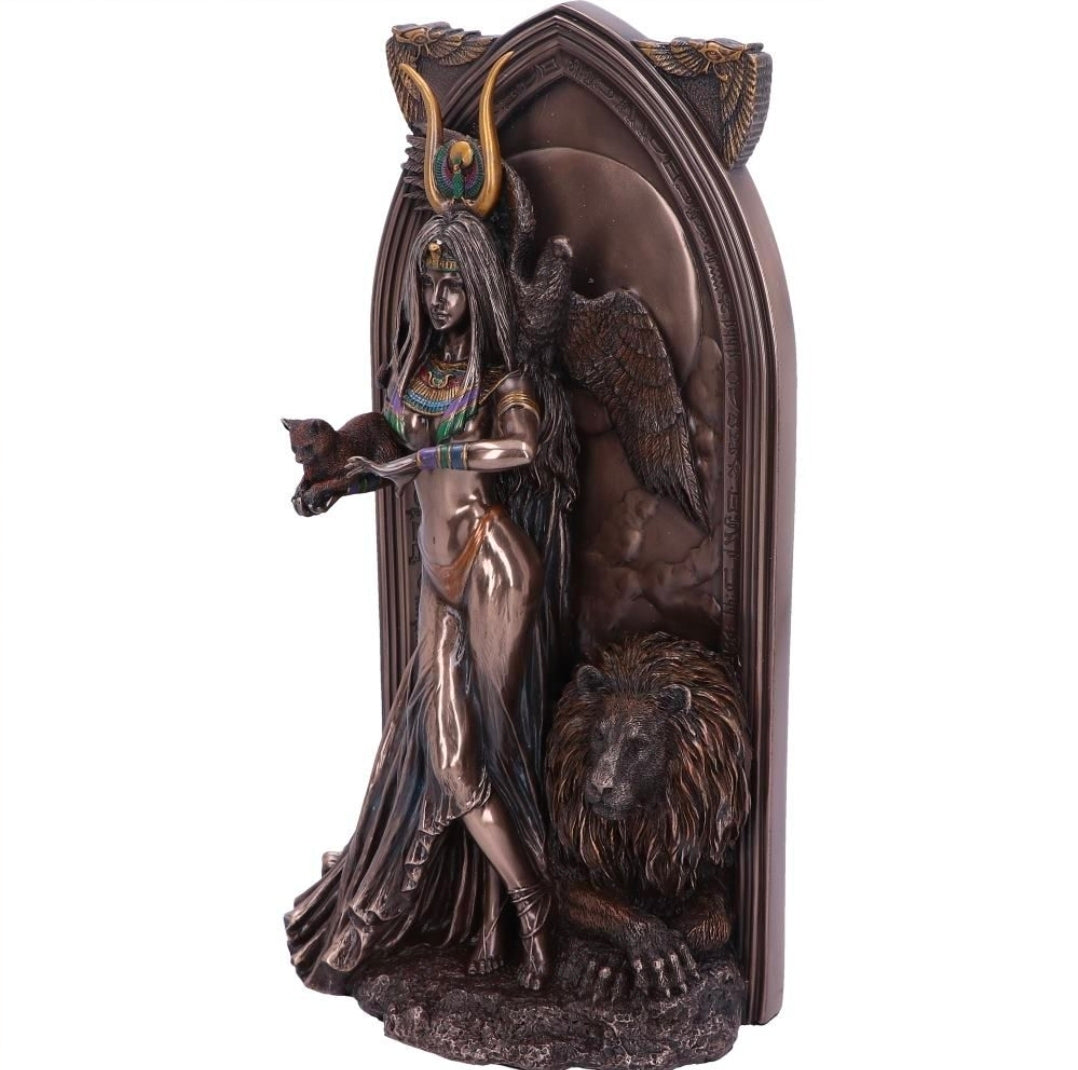 The Priestess by Ruth Thompson 27cm